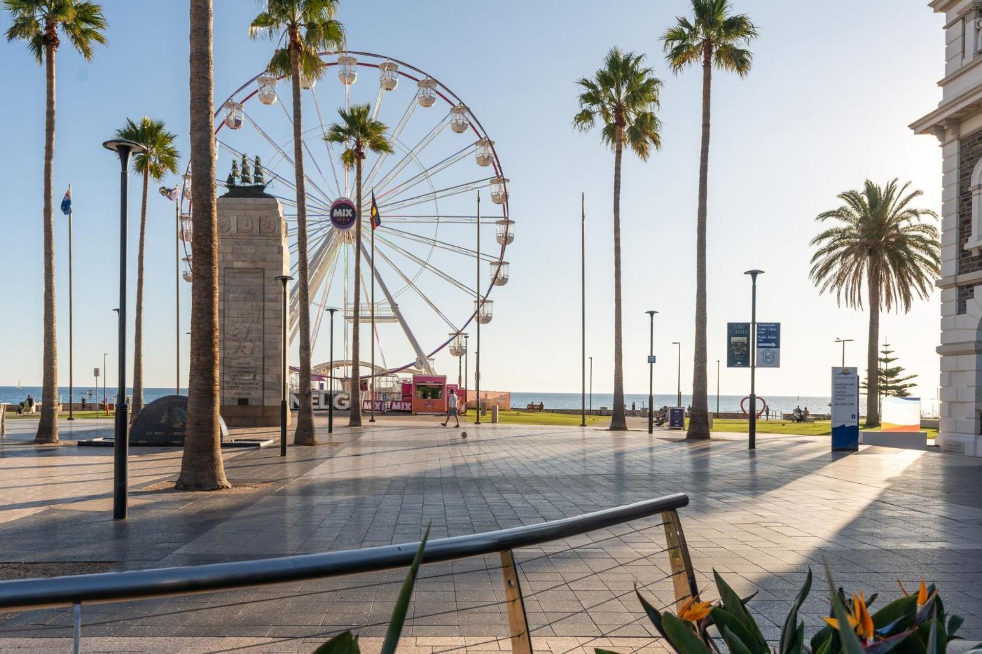 Belle Escapes - Glenelg Seaside Apartment 外观 照片