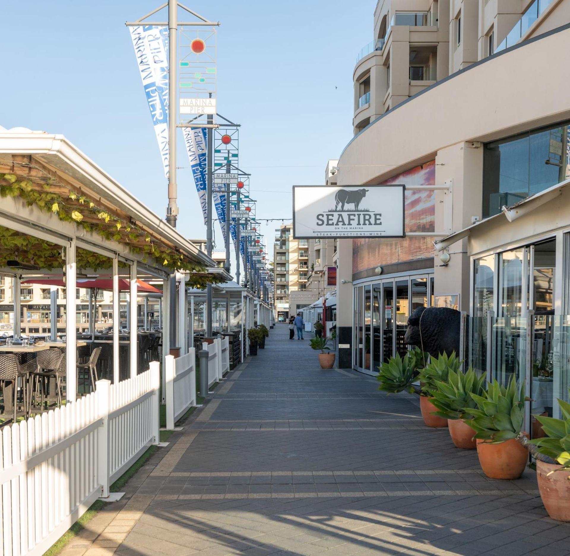 Belle Escapes - Glenelg Seaside Apartment 外观 照片